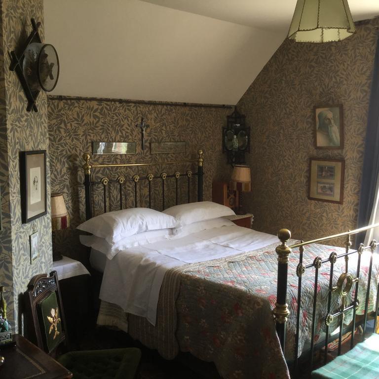 St Benedict - Victorian Bed And Breakfast Χέιστινγκς Δωμάτιο φωτογραφία